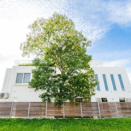 Em Tree House Villa Урума Екстериор снимка